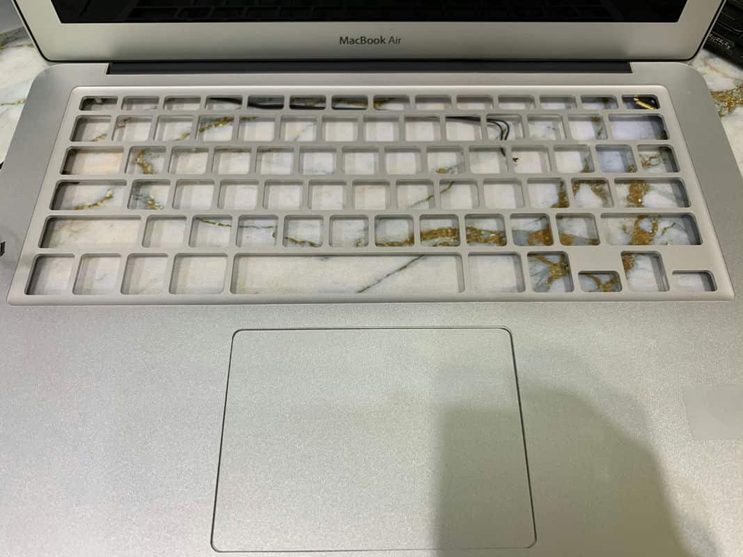 MacBook維修救星 在家辦公遇到的螢幕危機與Dr.A中壢