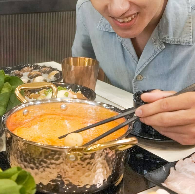 終於找到桃園的美味：「涮金鍋」的「韓式泡菜雞湯鍋」，聚餐新選