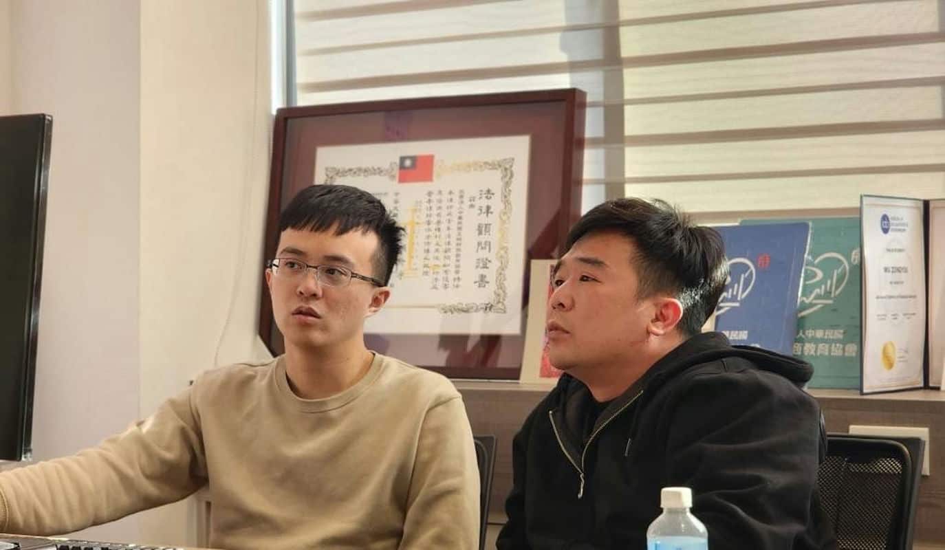 轉折點在正規教育學院找到的外匯交易新天地