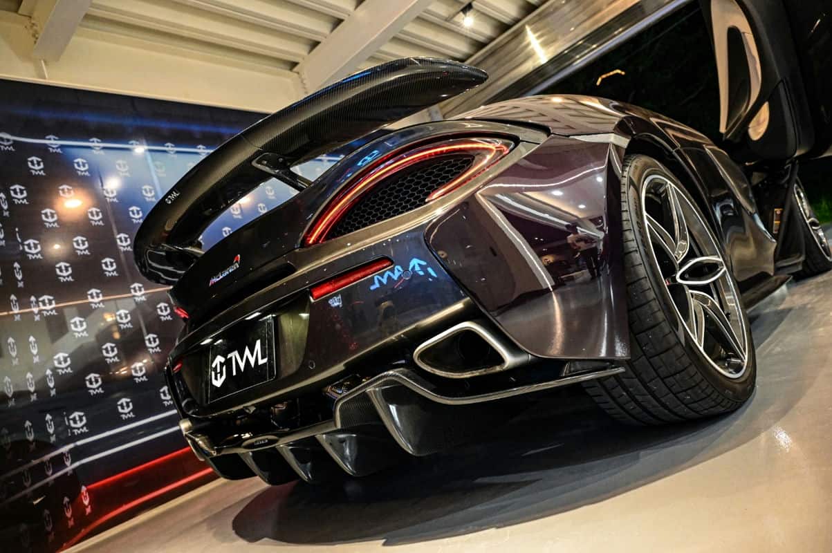 馳騁夢想718 Spyder與Boxster的台灣碳纖改裝藝