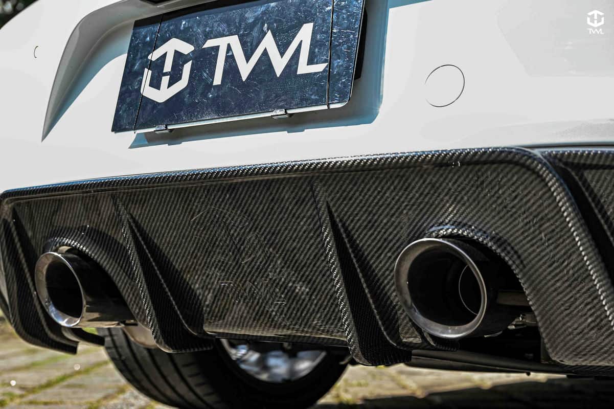 追風逐影TWL碳纖維改裝，駕駛者的新選擇